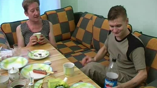 Порно зрелых - секс видео онлайн