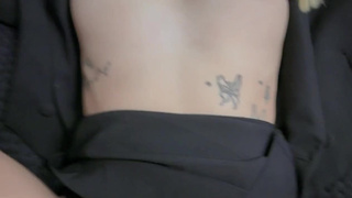 Мастурбируют девушке - секс видео онлайн